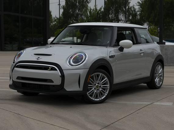 MINI HARDTOP 2024 WMW13DJ02R2V10902 image
