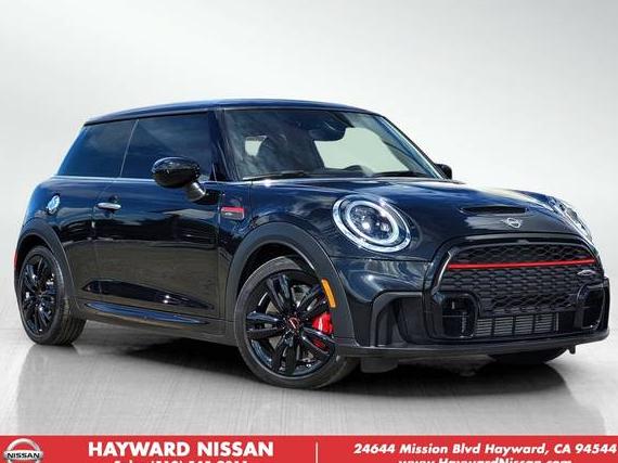 MINI HARDTOP 2024 WMW73DH05R2U75658 image