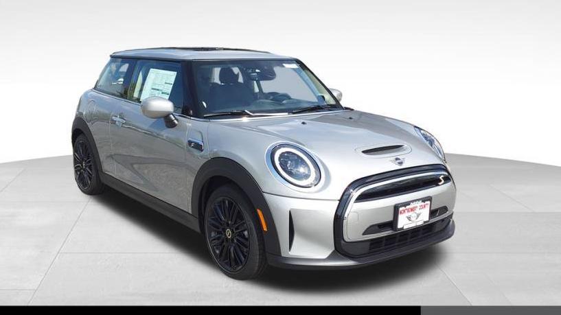 MINI HARDTOP 2024 WMW13DJ09R2V06491 image