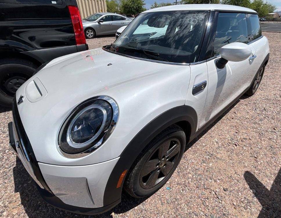 MINI HARDTOP 2024 WMW13DJ01R2U46948 image