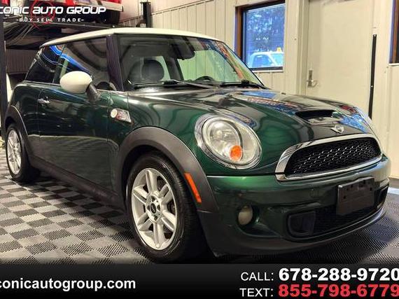 MINI HARDTOP 2011 WMWSV3C55BTY12752 image
