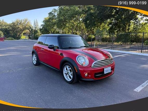 MINI HARDTOP 2011 WMWSU3C56BTX97164 image