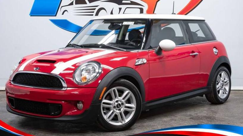 MINI HARDTOP 2011 WMWSV3C50BTY15283 image