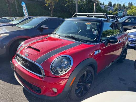 MINI HARDTOP 2011 WMWSV3C53BTY22700 image