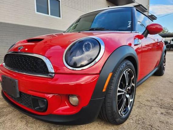 MINI HARDTOP 2011 WMWSV3C52BTY13986 image MINI HARDTOP 2011 WMWSV3C52BTY13986 image