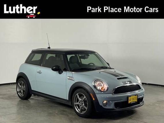 MINI HARDTOP 2013 WMWSV3C54DT390945 image MINI HARDTOP 2013 WMWSV3C54DT390945 image