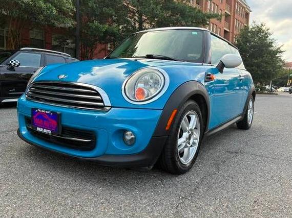 MINI HARDTOP 2013 WMWSU3C54DT682517 image