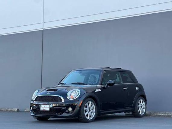 MINI HARDTOP 2013 WMWSV3C54DT388922 image MINI HARDTOP 2013 WMWSV3C54DT388922 image