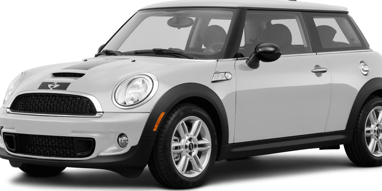 MINI HARDTOP 2013 WMWSV3C51DT389073 image