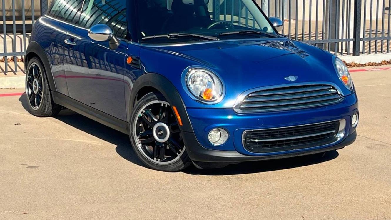 MINI HARDTOP 2013 WMWSU3C53DT684145 image