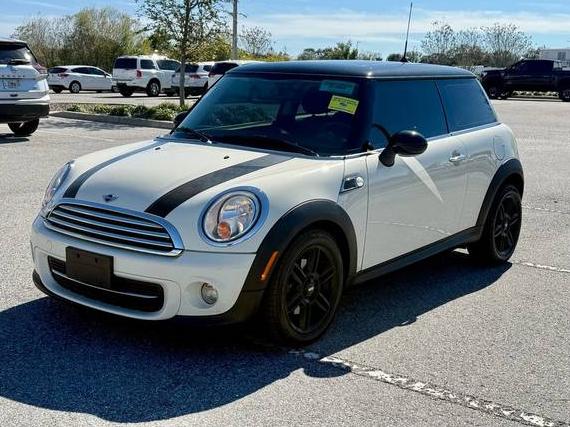 MINI HARDTOP 2013 WMWSU3C58DT548061 image MINI HARDTOP 2013 WMWSU3C58DT548061 image
