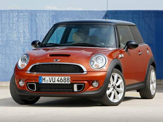 MINI HARDTOP 2013 WMWSV3C50DT396046 image