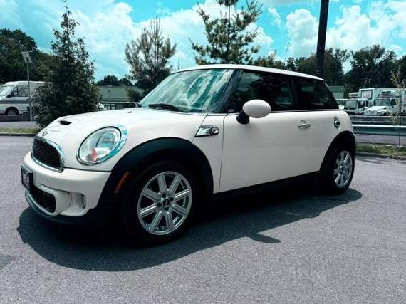 MINI HARDTOP 2013 WMWSV3C57DT394990 image