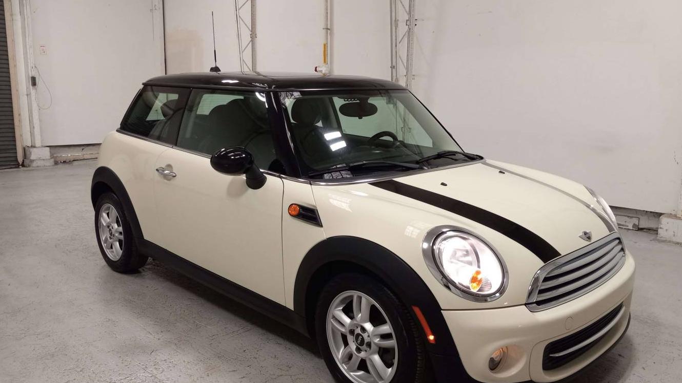 MINI HARDTOP 2013 WMWSU3C56DT548365 image