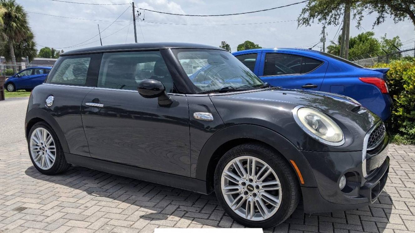 MINI HARDTOP 2015 WMWXP7C58F2A33383 image