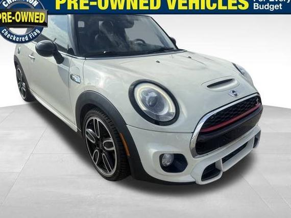 MINI HARDTOP 2015 WMWXP7C5XF2A59810 image