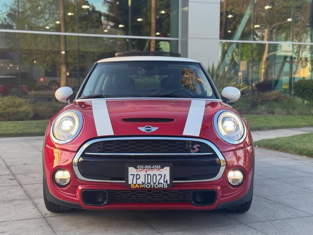 MINI HARDTOP 2015 WMWXP7C5XF2A39069 image