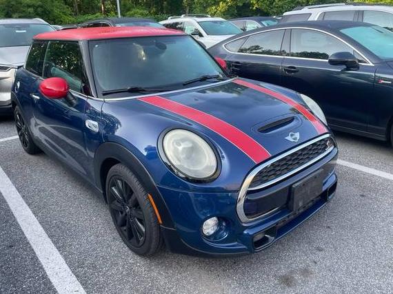 MINI HARDTOP 2015 WMWXP7C59FT740595 image