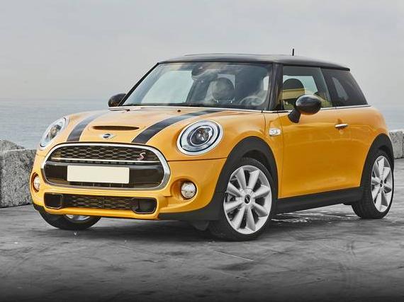 MINI HARDTOP 2015 WMWXP7C58F2A39989 image