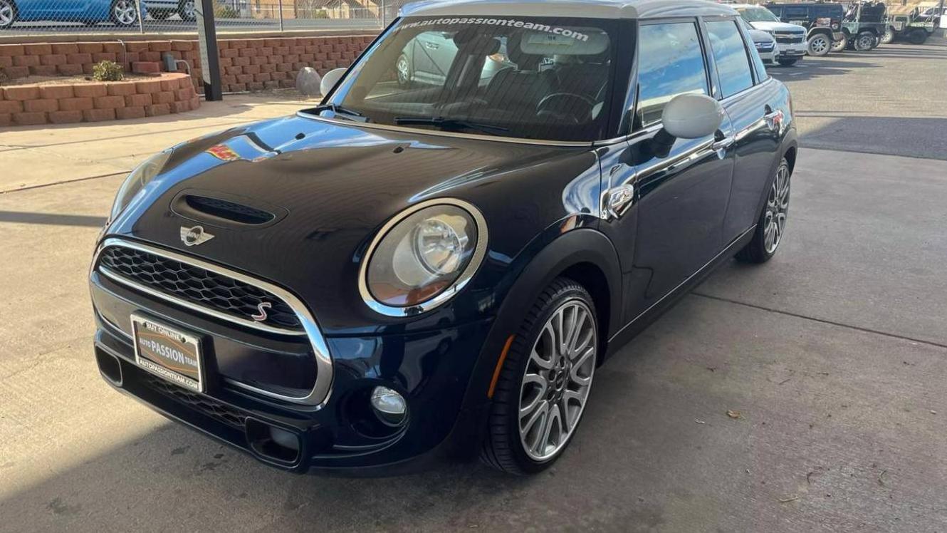 MINI HARDTOP 2015 WMWXU3C58F2B56585 image