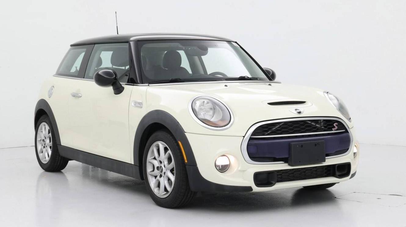 MINI HARDTOP 2015 WMWXP7C58F2A35179 image