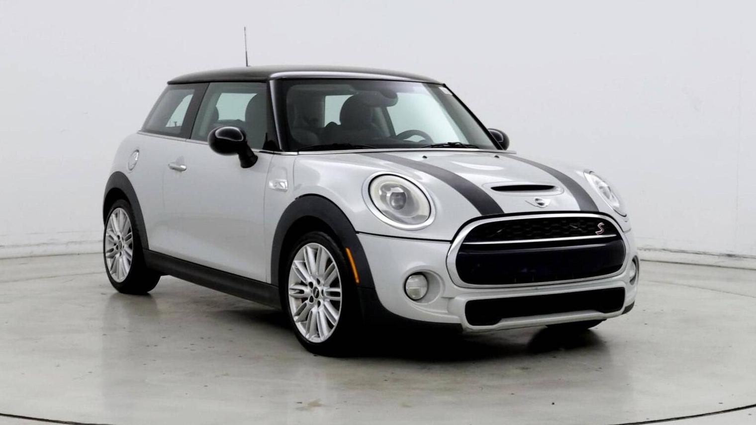 MINI HARDTOP 2015 WMWXP7C56F2A58458 image