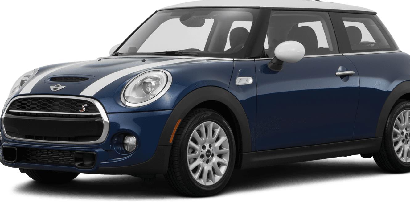 MINI HARDTOP 2015 WMWXP7C55F2A61173 image