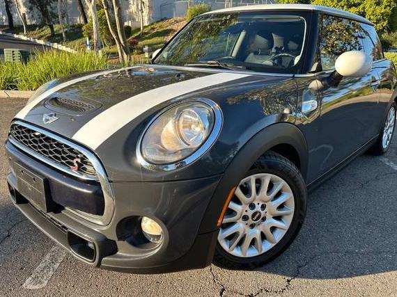 MINI HARDTOP 2015 WMWXP7C52F2A36828 image