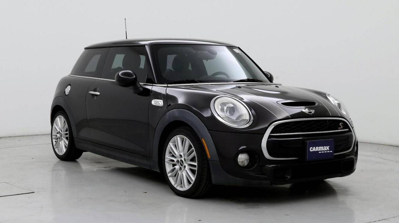 MINI HARDTOP 2015 WMWXP7C57F2A38641 image