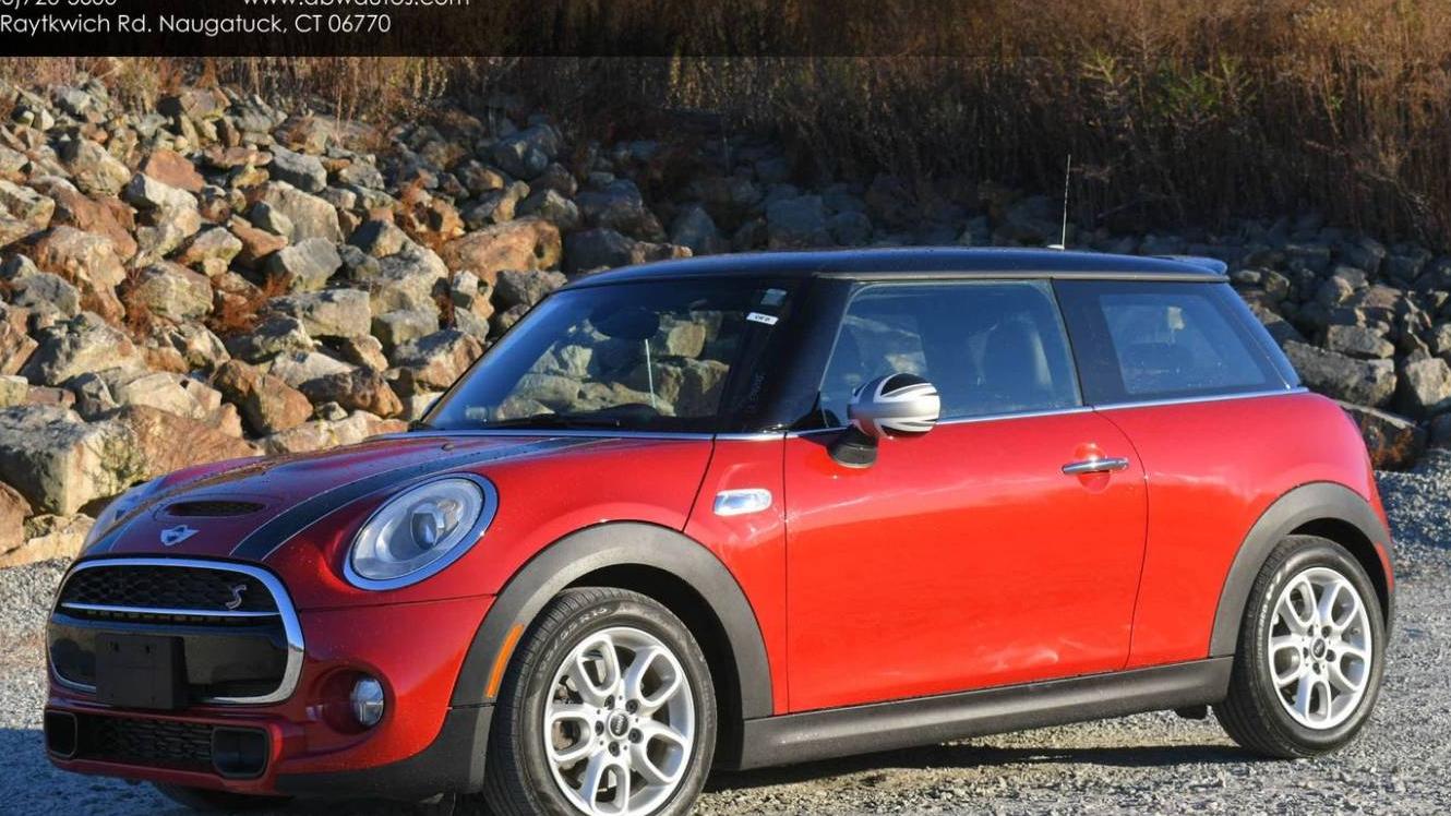 MINI HARDTOP 2015 WMWXP7C54F2A33588 image