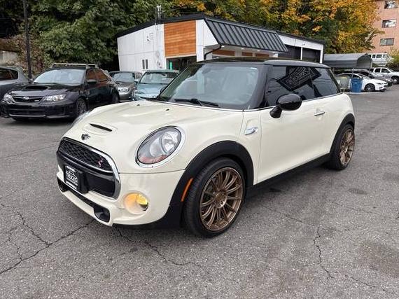 MINI HARDTOP 2015 WMWXP7C53F2A58773 image