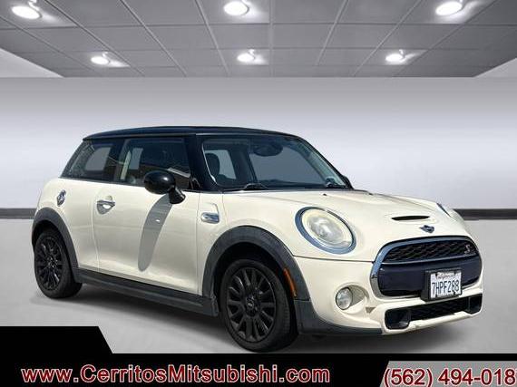 MINI HARDTOP 2015 WMWXP7C50F2A35497 image