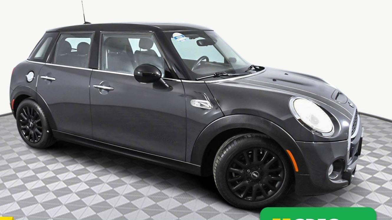 MINI HARDTOP 2015 WMWXU3C55F2B56799 image