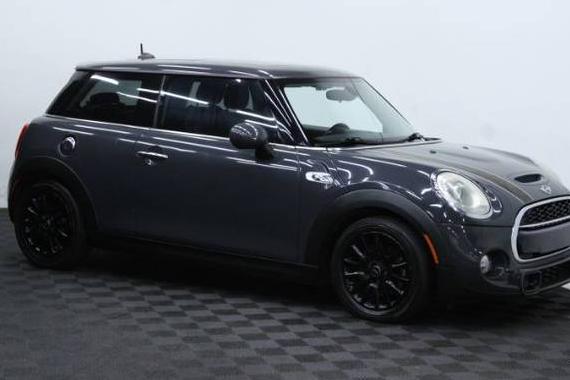 MINI HARDTOP 2015 WMWXP7C58F2A41564 image