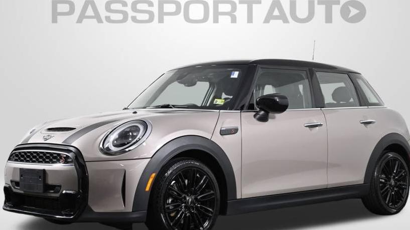 MINI HARDTOP 2022 WMW53DK04N2R38187 image