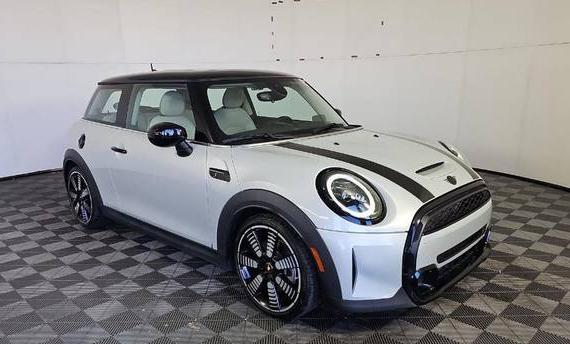 MINI HARDTOP 2022 WMW53DH03N2R73424 image