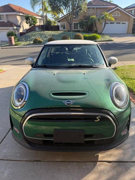 MINI HARDTOP 2022 WMW13DJ08N2R59026 image