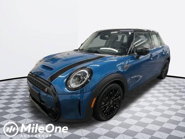 MINI HARDTOP 2022 WMW53DK08N2S46448 image