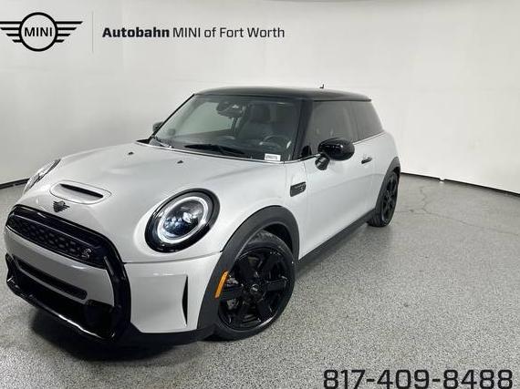 MINI HARDTOP 2022 WMW53DH00N2R93775 image