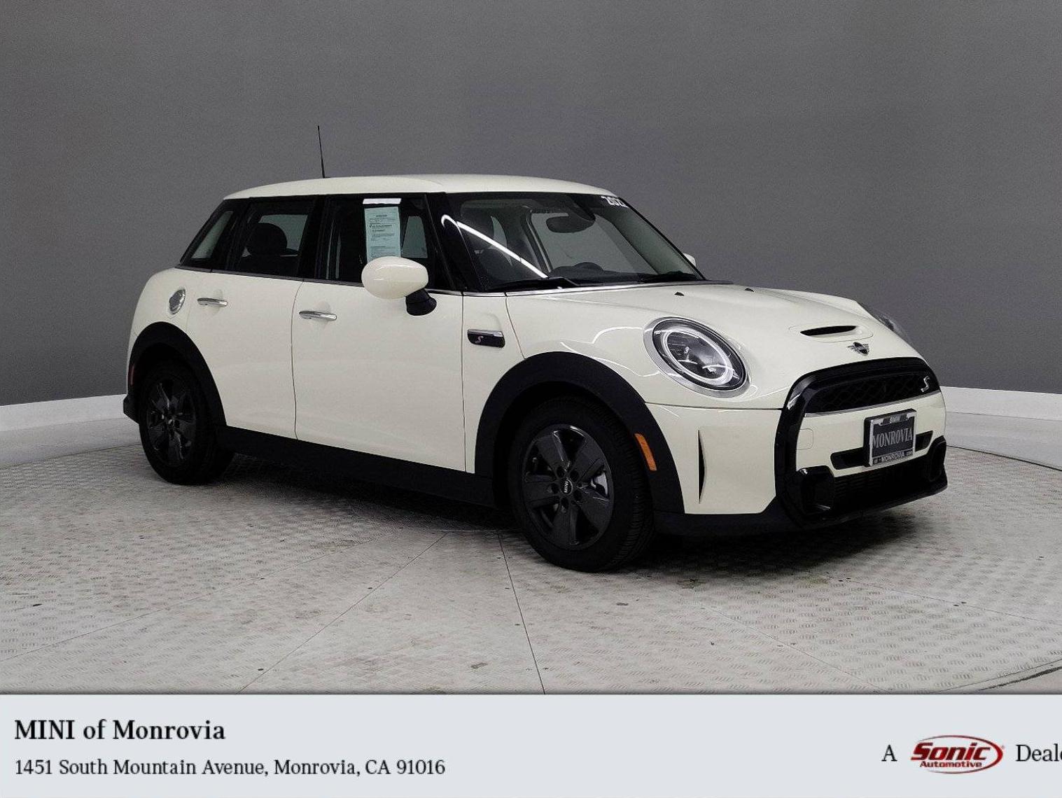 MINI HARDTOP 2022 WMW53DK04N2P68221 image