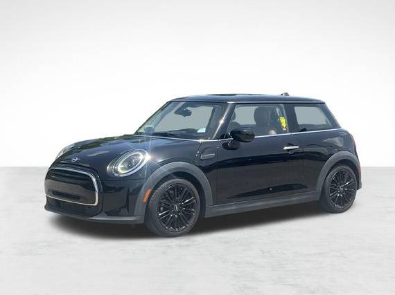 MINI HARDTOP 2022 WMW33DH09N2P92402 image