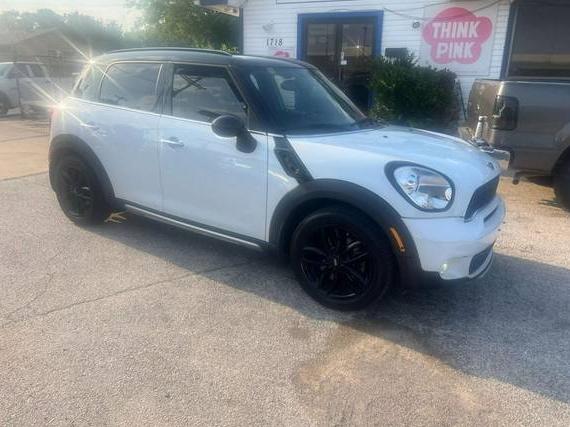 MINI COUNTRYMAN 2016 WMWZC5C52GWU20463 image