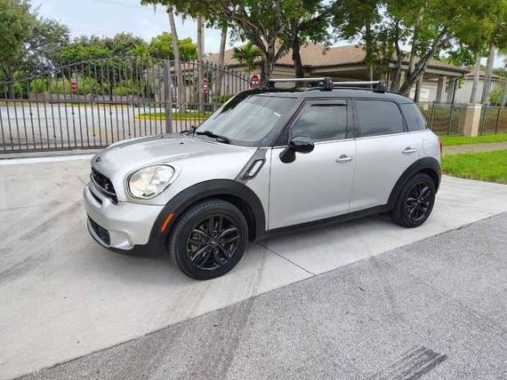 MINI COUNTRYMAN 2016 WMWZC3C59GWT11051 image