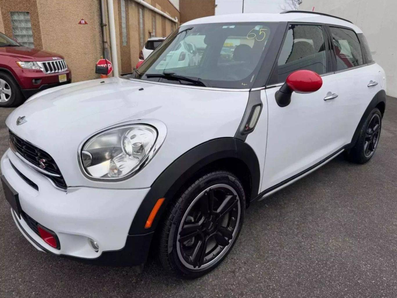 MINI COUNTRYMAN 2016 WMWZC5C50GWP49565 image