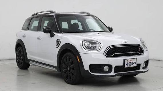 MINI COUNTRYMAN 2018 WMZYT3C38J3E94063 image