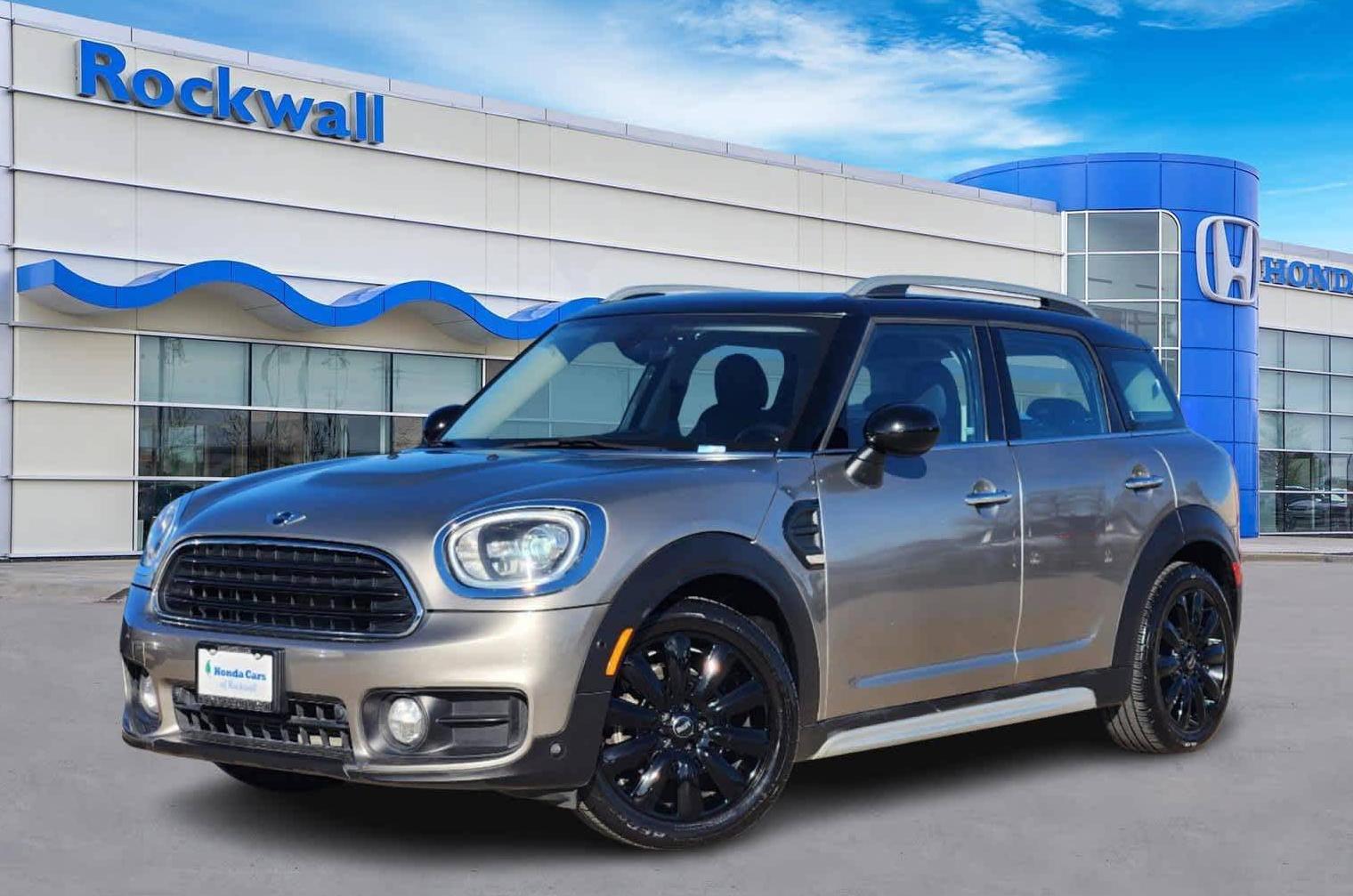 MINI COUNTRYMAN 2018 WMZYS7C32J3F44403 image