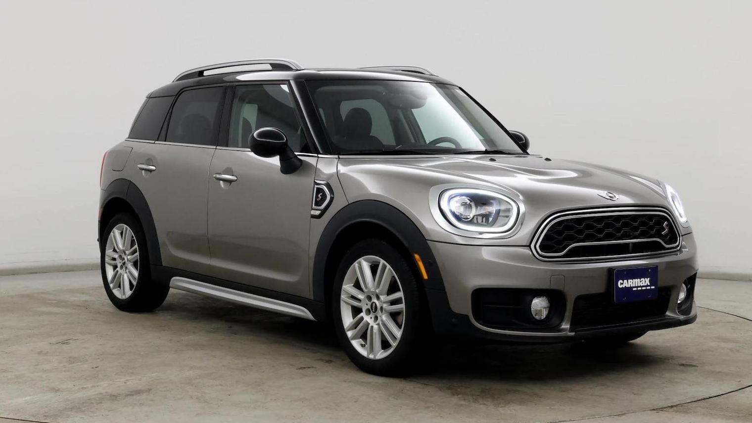 MINI COUNTRYMAN 2018 WMZYT3C33J3E00347 image