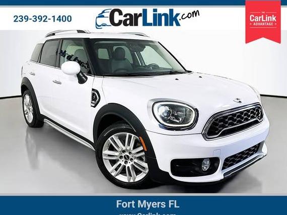 MINI COUNTRYMAN 2018 WMZYT3C37J3E00173 image