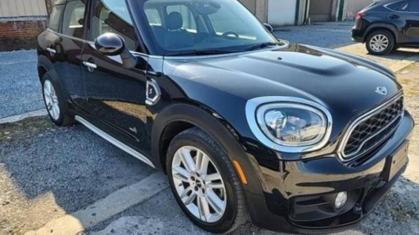 MINI COUNTRYMAN 2018 WMZYT5C34J3E60679 image