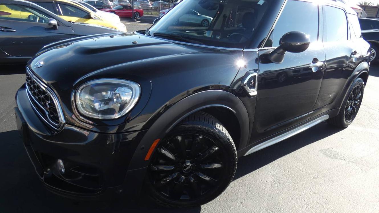 MINI COUNTRYMAN 2018 WMZYT3C33J3E00235 image